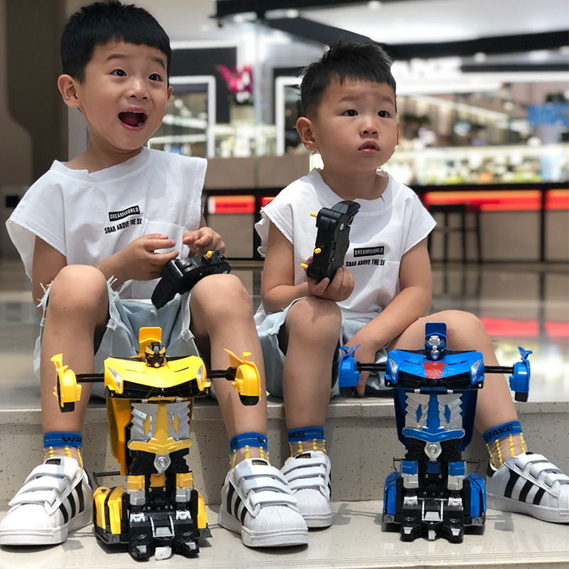 【3.3Ten Thousand People Collection】Remote Control Car Sensing Transforming Rechargeable Toy Car King Kong Robot Kids Children's Toy Boys Racing Car